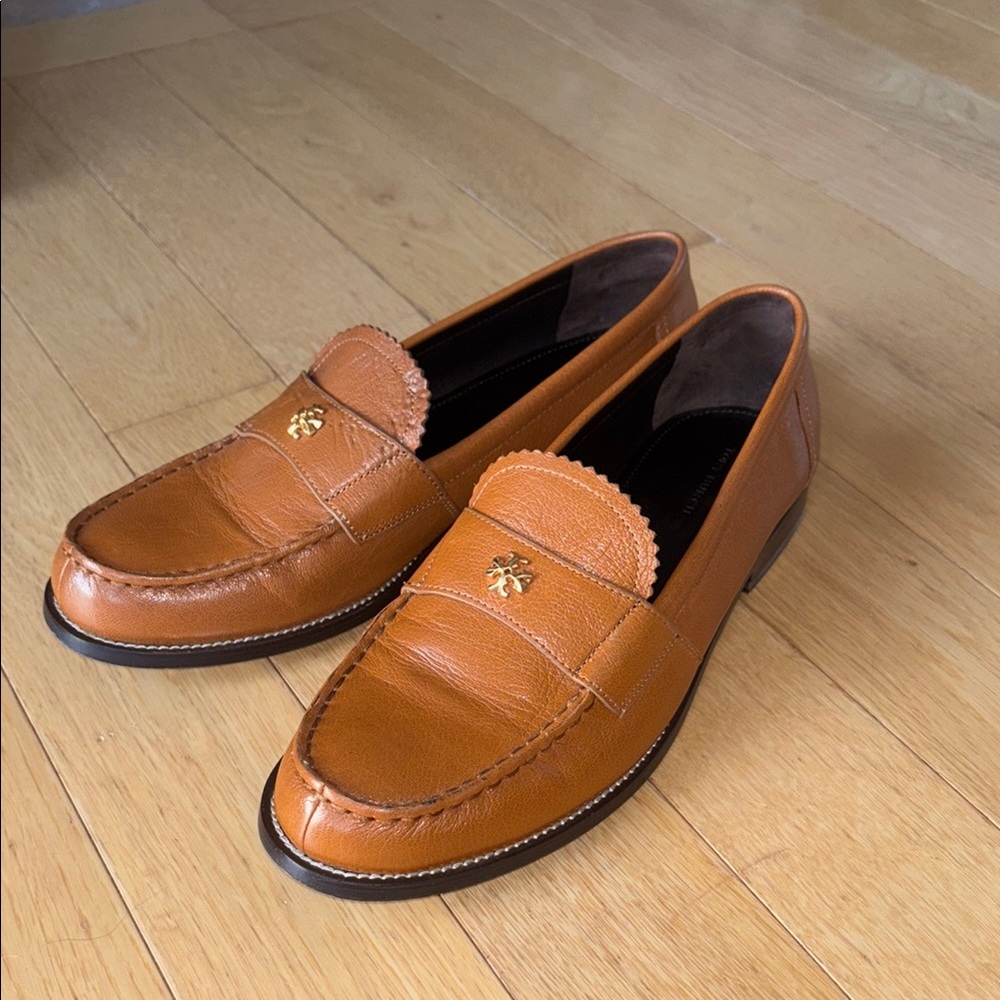 Tory Burch Classic Loafer